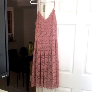 Pretty blush pink floral dress.